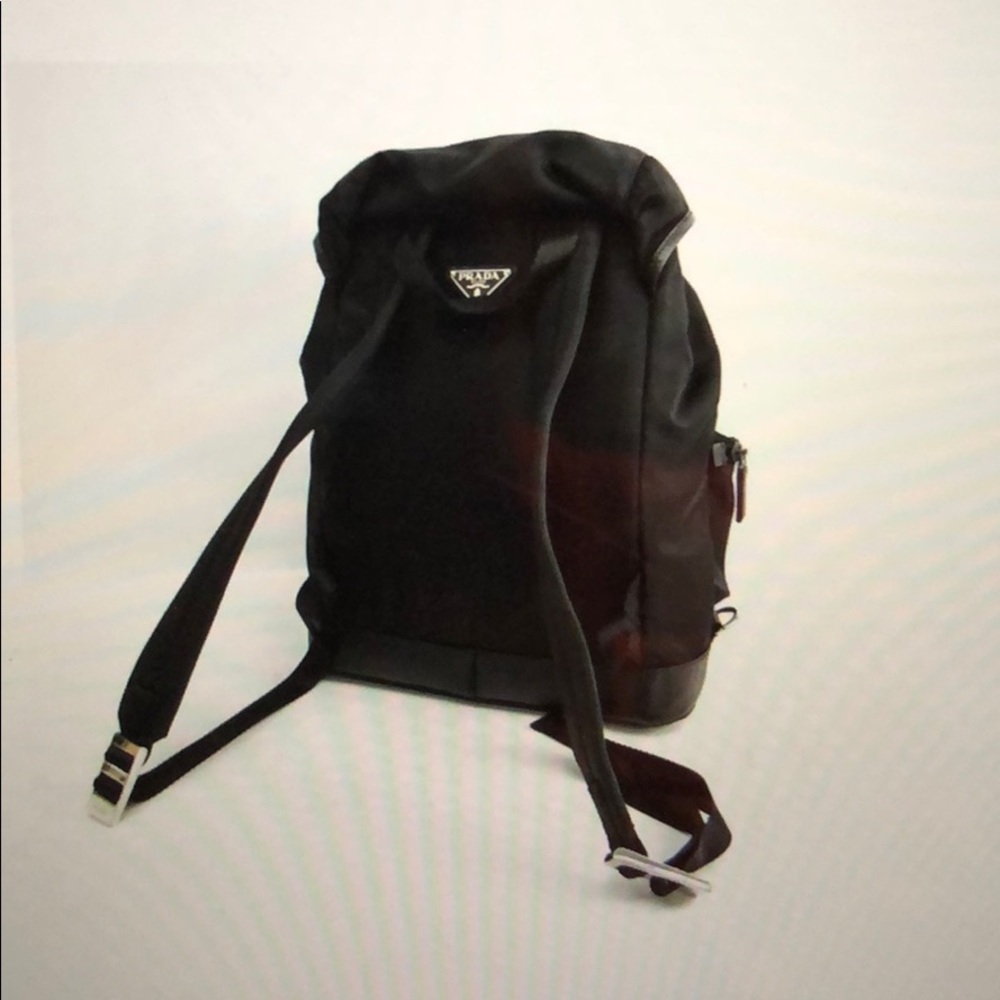 Prada V164 Unisex Nero Nylon / Leather Backpack - Picture 2 of 15